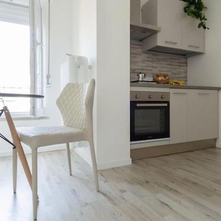 One Flat/Studio,Busto ArsizioCenter,With Terrace المظهر الخارجي الصورة